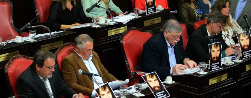 Noticias de Regionales. Senadores se manifestaron por la  desaparición de Santiago Maldonado