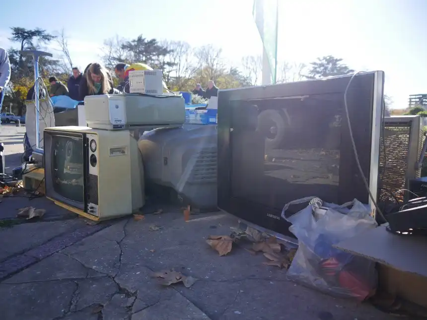 Noticias de Balcarce. Campaña de residuos electrónicos