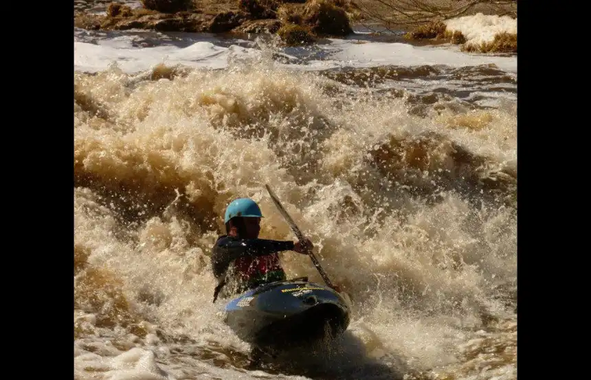 Noticias de Loberia. Llega el Campeonato Provincial de Kayak