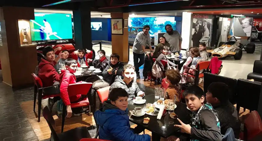 Noticias de Balcarce. Club Después del Cole juegos, arte y comunidad para cerrar unas vacaciones inolvidables