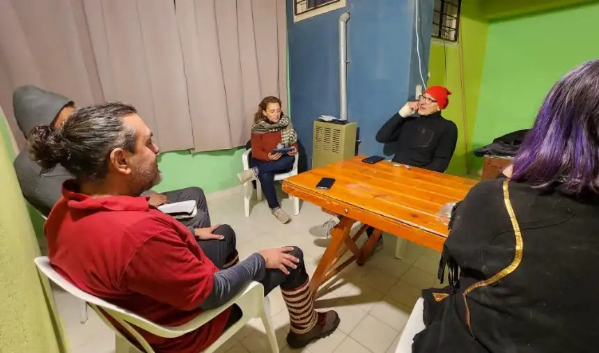 Noticias de Villa Gesell. Daniel Fernández Gómez coordina un taller de escritura teatral en el Centro Cultural Pipach