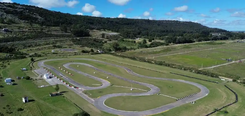 Noticias de Balcarce. El Kartódromo Juan Manuel Fangio avanza en su recuperación y se prepara para su regreso