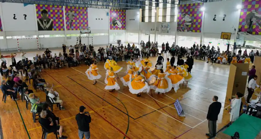 Noticias de Mar del Plata. El Punto Digital Colinas consolidó su impacto con mil certificados a los vecinos que participaron