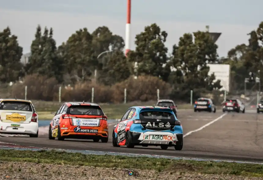 Noticias de Loberia. Lanzan taller gratuito sobre automovilismo técnico