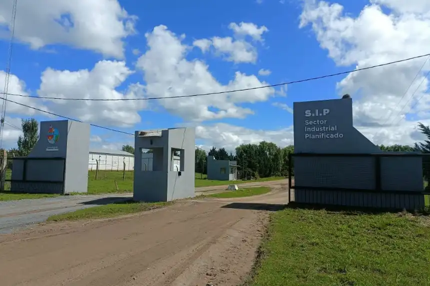 Noticias de Necochea. Se reacondiciona el predio del Sector Industrial Planificado Noticias de Necochea. Se reacondiciona el predio del Sector Industrial Planificado