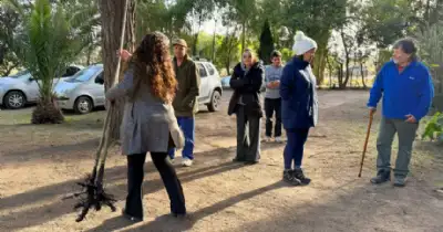 Necochea. Necochea comenzó una nueva campaña de entrega gratuita de árboles