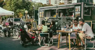 Turismo. Sabores sobre Ruedas y Expo Emprendedores en Plaza Mitre