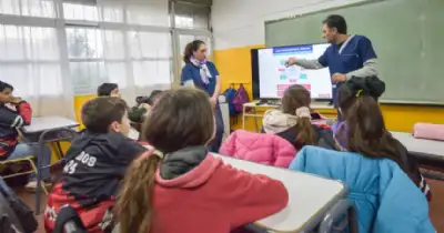 General Pueyrredon. Talleres de salud integral llegan a escuelas locales